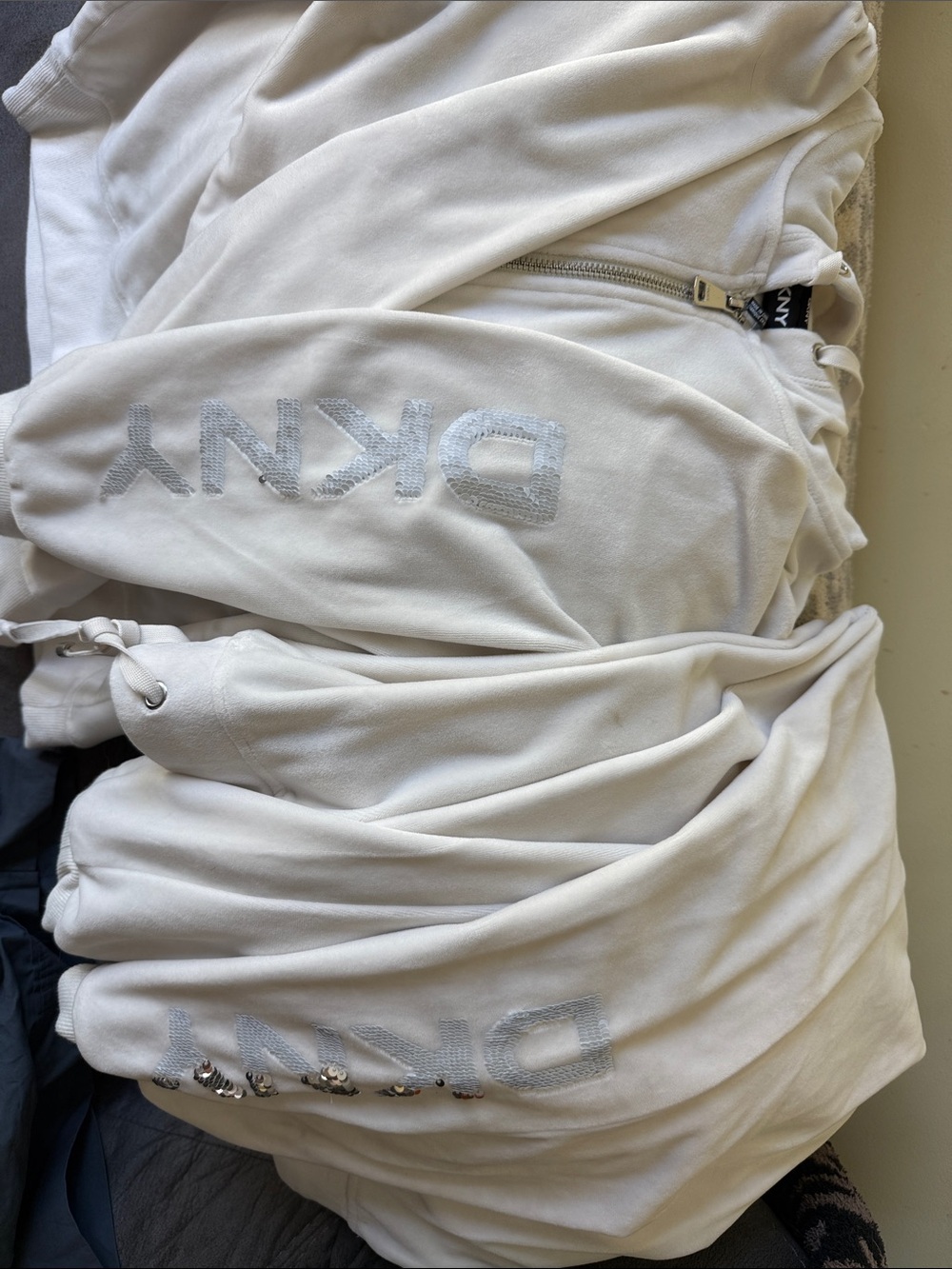 DKNY White Women’s Zip-Up Hoodie (M) pants (S) with Silver Logo